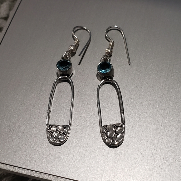 Swiss Blue Quartz Gemstone 925 Silver Earrings - Picture 9 of 10
